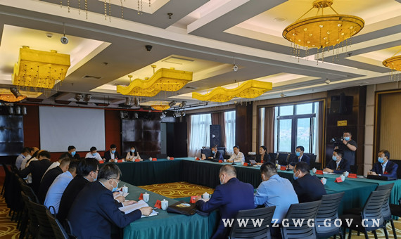 市政协十一届一次会议召开临时召集人会议_副本.jpg