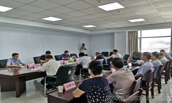 平顶山市老促会会长裴建中,顾问贾廷寅,副会长王廷,舞钢市委常委,组织