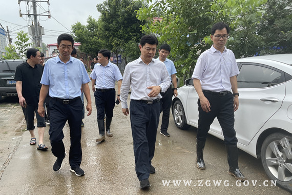 市委书记刘文祥市长朱志骞到铁山街道督导防汛工作