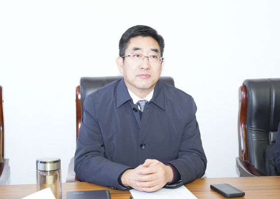 朱志骞参加市十一届人大四次会议尹集镇代表团讨论_副本.jpg