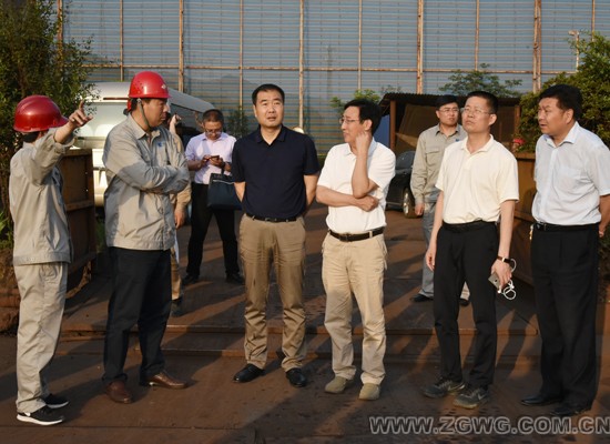 孔阳带队检查重点涉气企业污染防治情况